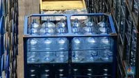 Terungkap! 7 Fakta Sumber Air Mineral Aqua: Sumur Bor atau Mata Air? Sumber Air Mineral Aqua, Fakta Industri AMDK