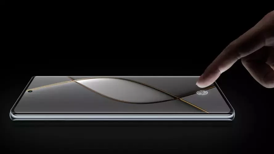 Tecno Spark 20 Pro Plus AMOLED: HP Layar Lengkung Harga 2 Jutaan 1 Layar Tecno Spark 20 Pro Plus