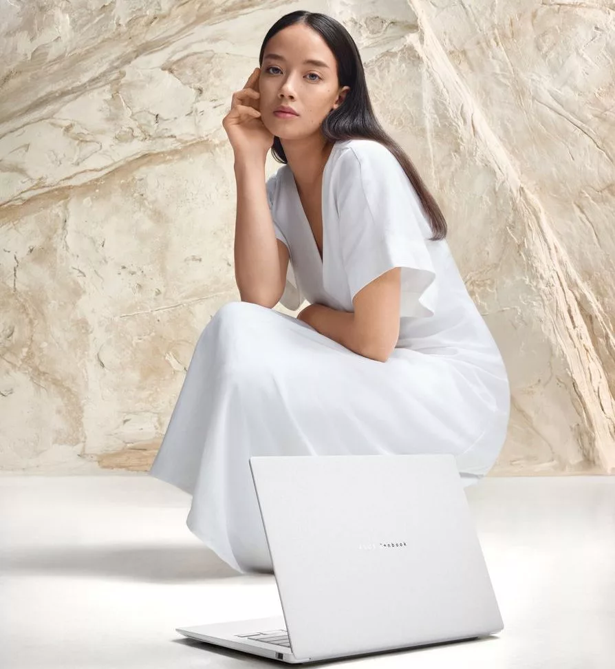 ASUS Perkenalkan Zenbook S14 OLED 2026: Laptop AI Ultra Tipis dengan Intel Core Ultra Seri 3 Pertama di Indonesia 2 technonesia Laptop AI Ultra Tipis yang Siap Jadi Andalan
