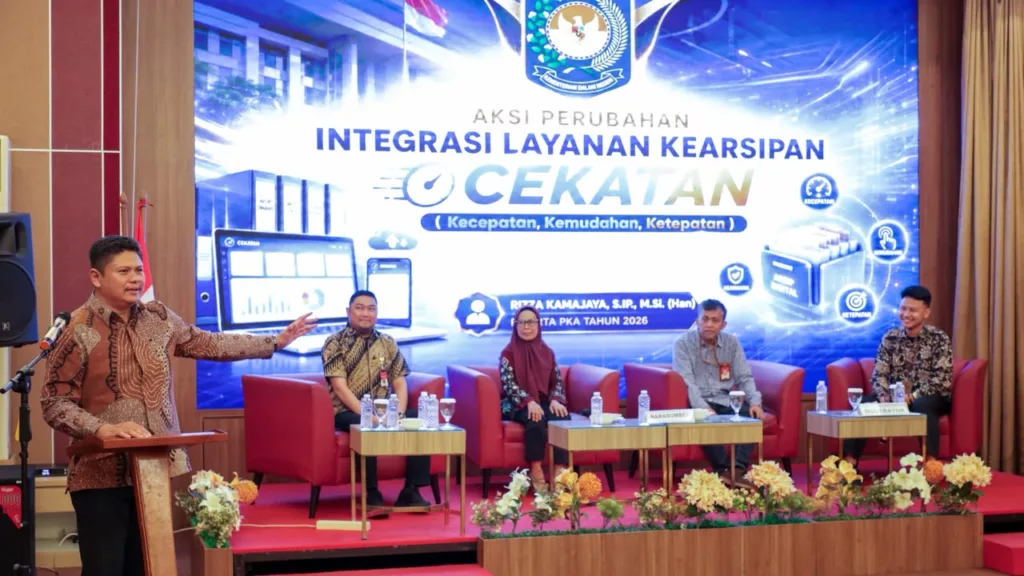 Ditjen Bina Adwil Luncurkan CEKATAN, Inovasi Integrasi Layanan Kearsipan untuk Perkuat SDM ASN 1 Integrasi Layanan Kearsipan Diharapkan Tingkatkan Tata Kelola Organisasi
