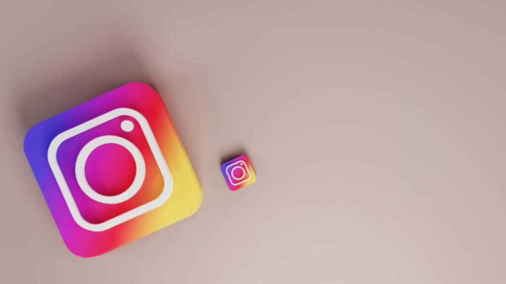 Instagram - Aplikasi Penguras Memori HP