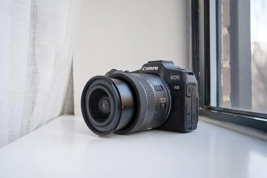 Canon EOS R8