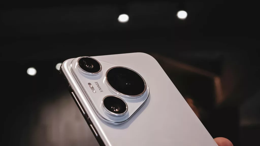 Rekomendasi HP Flagship Android Terbaik 2025