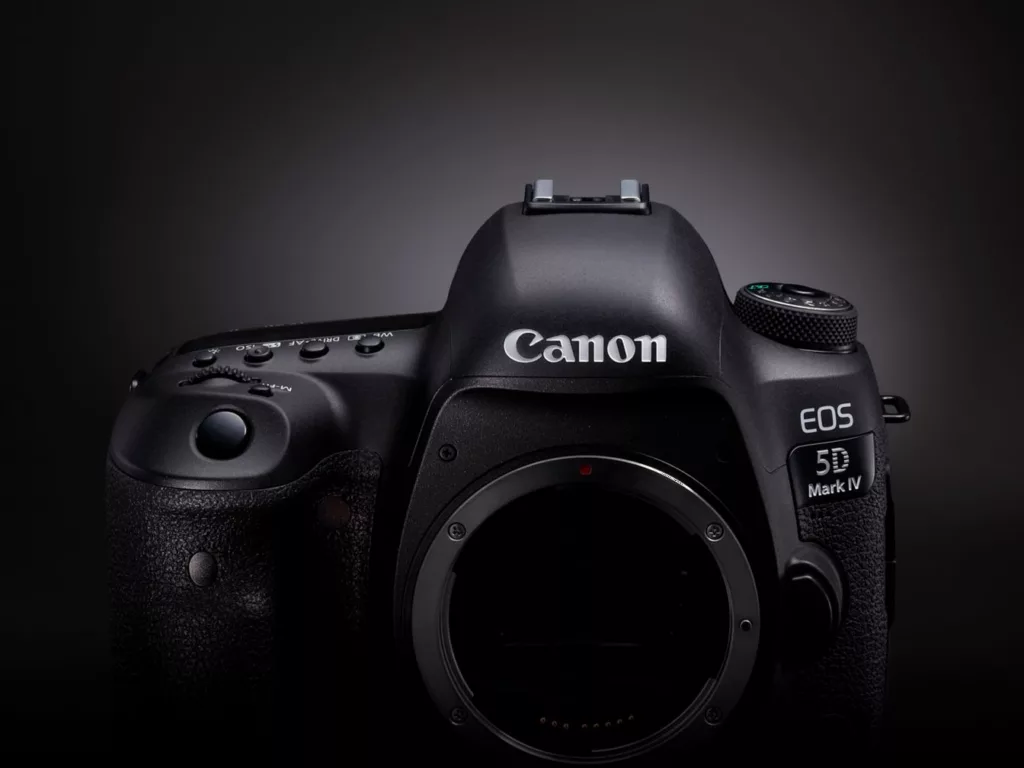 9 Rekomendasi Kamera DSLR Terbaik 2025