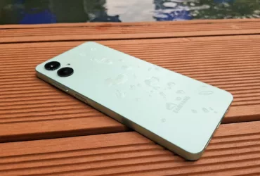 Samsung meluncurkan Galaxy A06 5G, smartphone terjangkau dengan performa, keamanan, dan daya tahan tinggi.