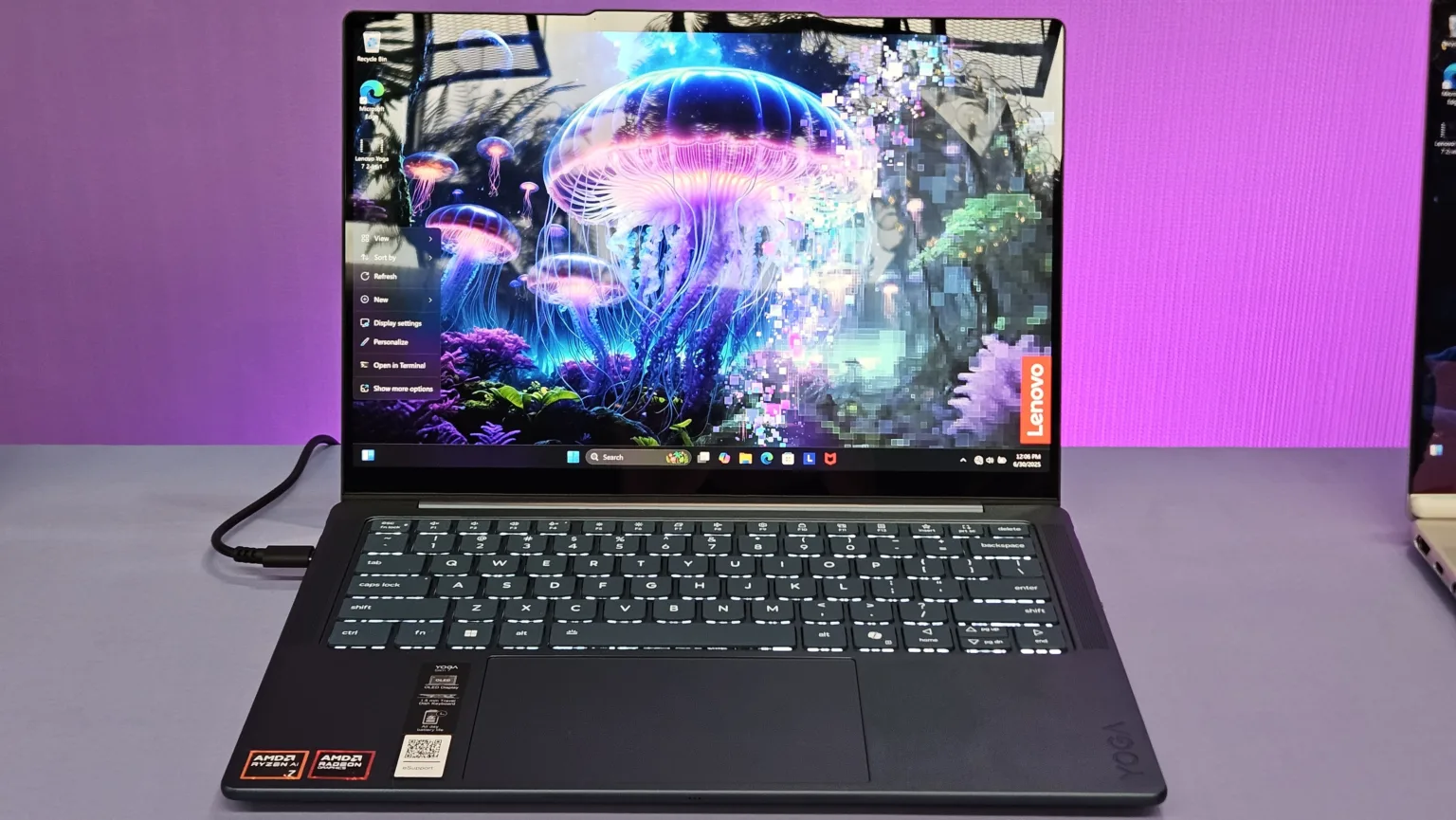 Laptop AI Lenovo Yoga 7 2-in-1 dan Yoga Slim 7 Debut di Indonesia