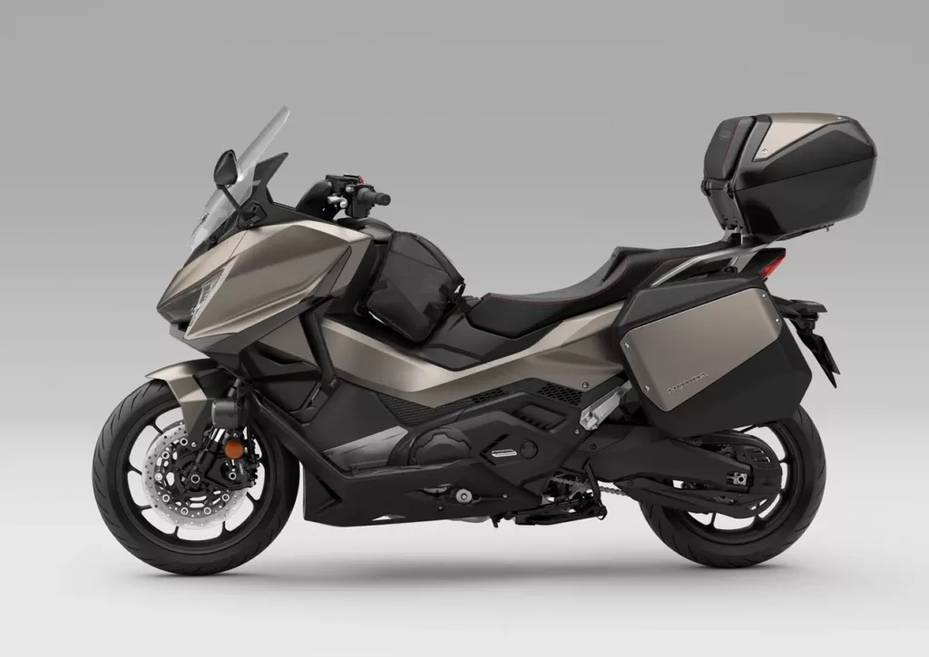 Honda Forza 750 2025