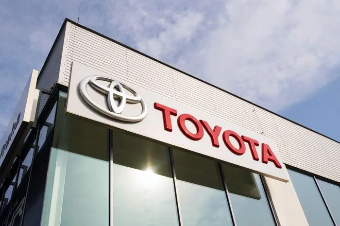Masa Depan Toyota di Tengah Kompetisi