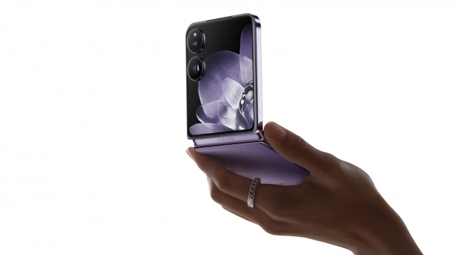 cara merawat smartphone lipat