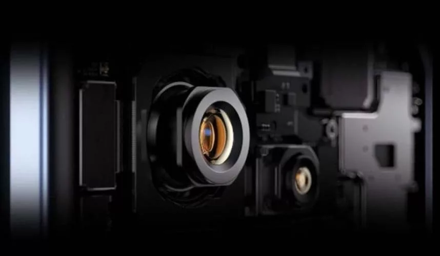 Kamera Zoom Optik Detail Foto Lebih Tajam dan Tanpa Pecah