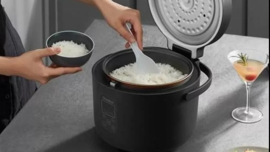 Rice cooker Miyako 300 ribuan